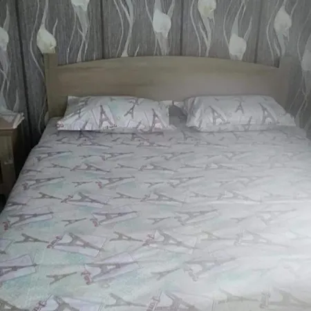 Lovely Bungalow In Kamena Village 게스트하우스 3*